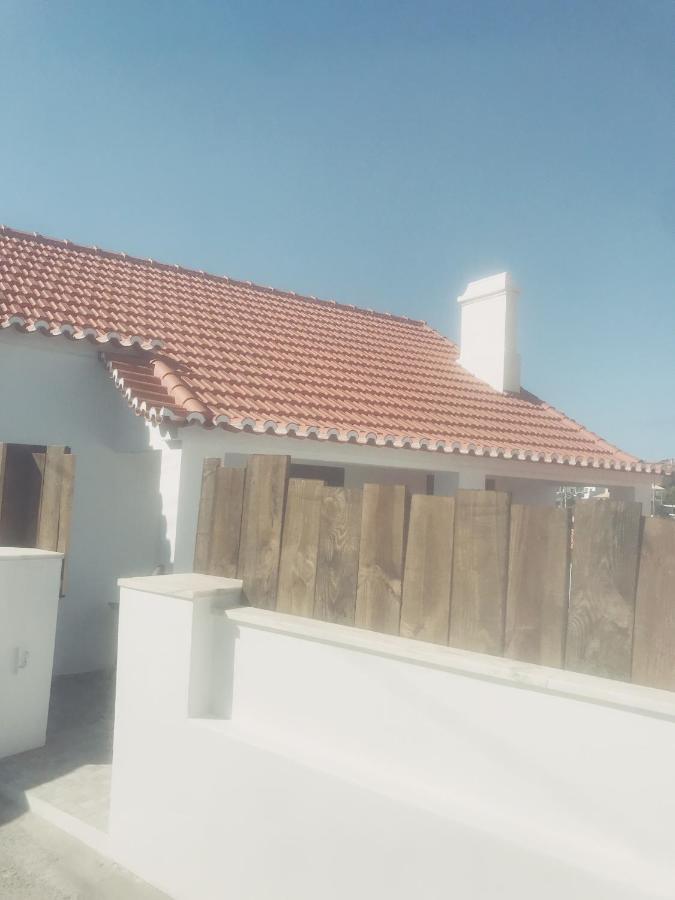 Azenhas Do Mar Roadside House Villa Colares Exterior photo