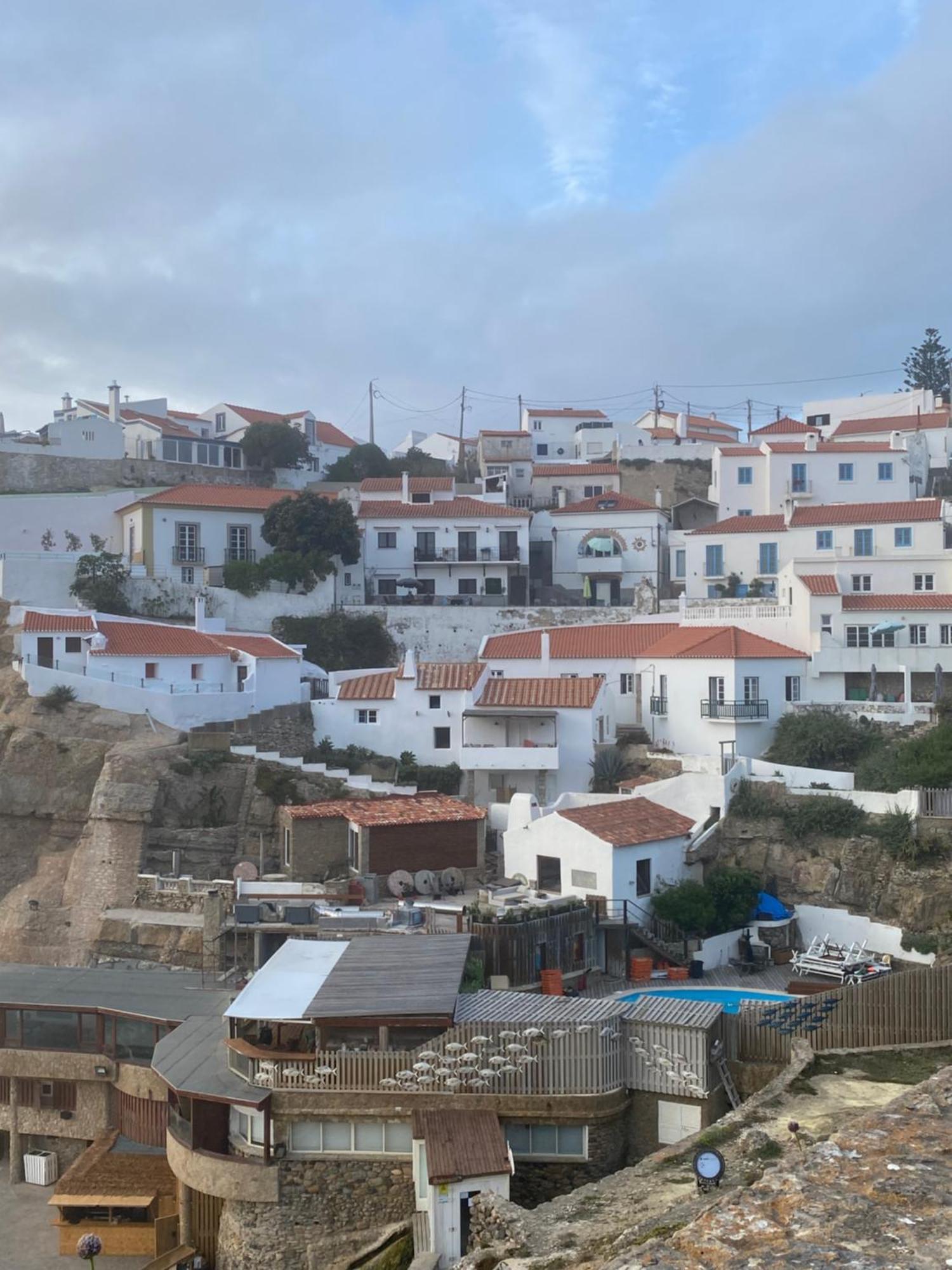 Azenhas Do Mar Roadside House Villa Colares Exterior photo